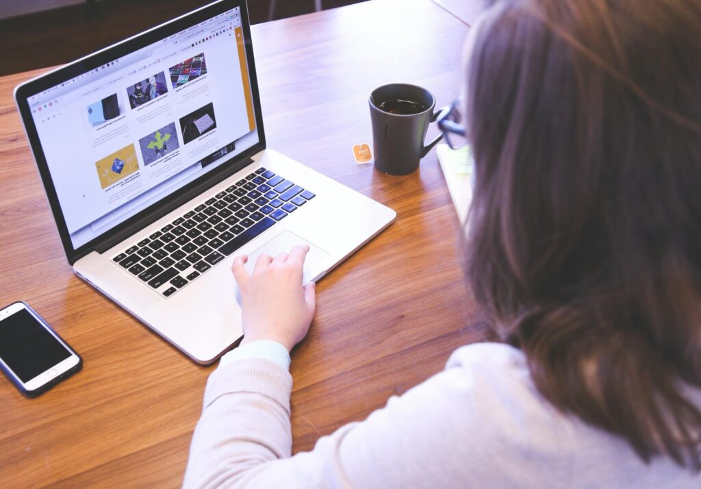 Designing CTAs That Convert: Lessons for St. Louis Websites